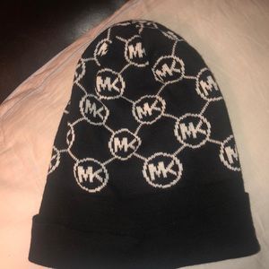 Micheal Kors Hat